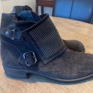 Paul Green "Channing" anthrazite suede bootie